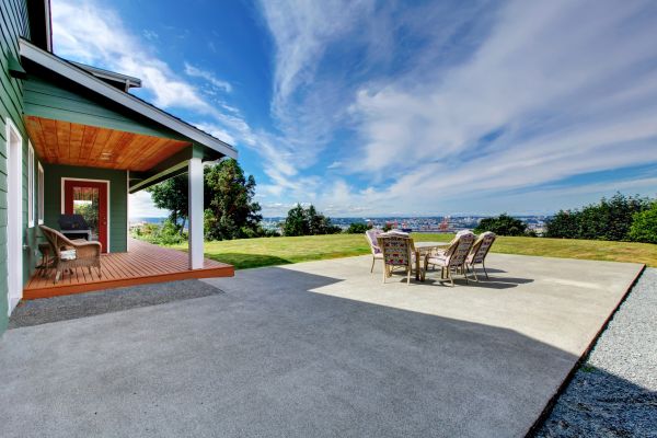 Cost of Concrete Deck Repair in Elizabethtown
